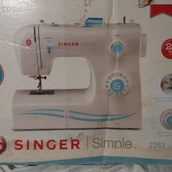 Singer Sewing Machine