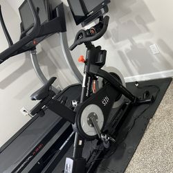 NordicTrack Commercial S22i Studio Cycle 