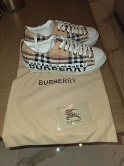 Burberry Woman's Sneakers 5.5 US