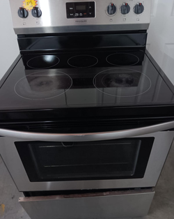 Frigidaire Stainless Electric Stove – Glass Top 30"