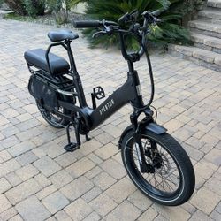 Aventon Abound SR Smart Electric Bike. New.