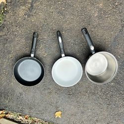 3 Small Pans 
