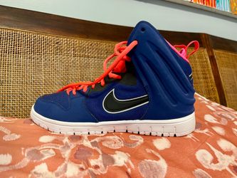 Nike Dunk Free High from 2013 features a vibrant Deep Royal Blue and Atomic Red colorway-Size 8