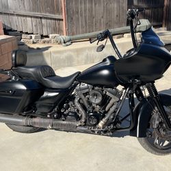2015 Harley Road Glide Special