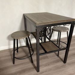 Bar Table And Stools 