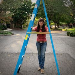 8 ft Warner ladder AVAILABLE FOR PICK UP