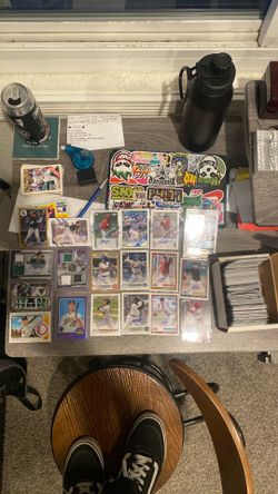 Baseball cards moats modern but OLD HOF’s available individually or all together.