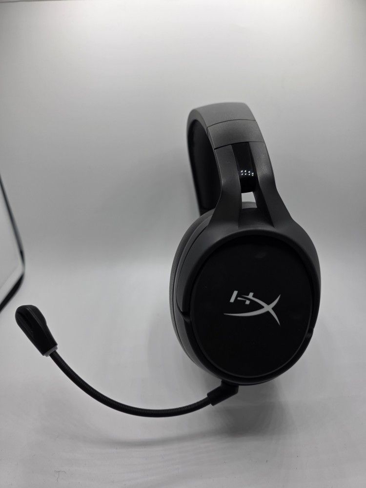 HyperX Cloud Flight S - Wireless Gaming Headset, 7.1 Surround Sound, 30 Hour Battery Life