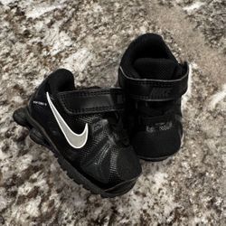 Baby Nike Shoes Size 2c