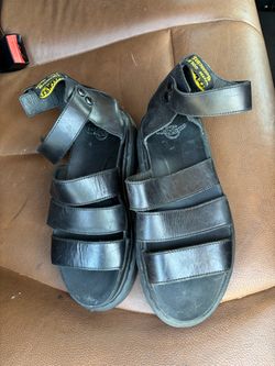 Dr. Martens Clarissa II Leather Platform Sandals – Black – Women’s Size US 8