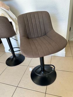 Modern Gray Bar / Kitchen Stools