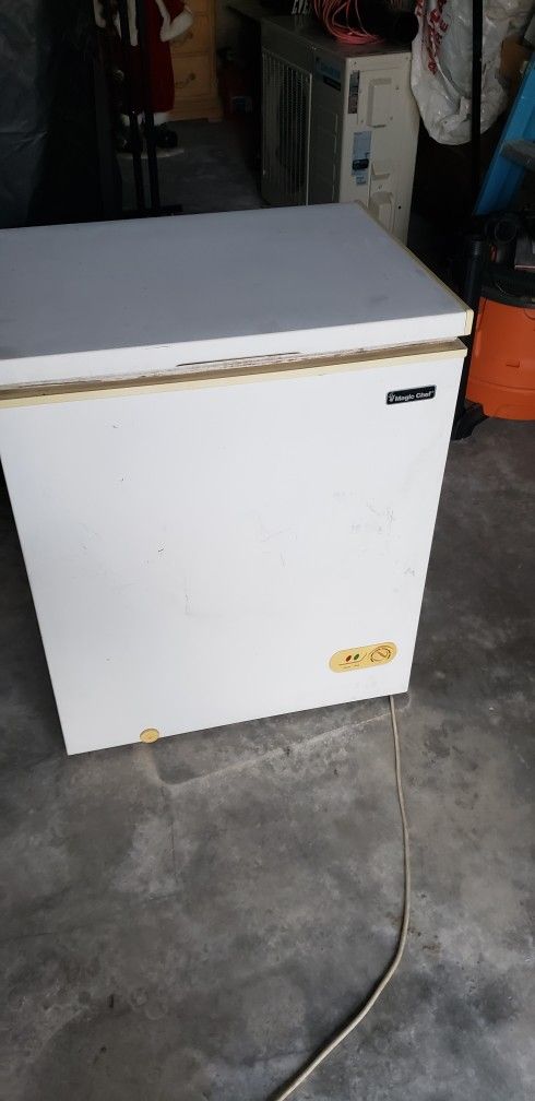 Magic Chef Freezer