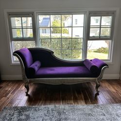 Chaise lounge