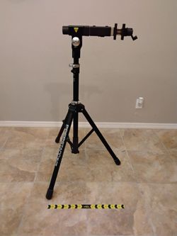TOPEAK Prepstand ELITE portable pro-level bicycle workstation that is foldable