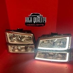 Chevy Silverado 2003. 2006 Headlight.