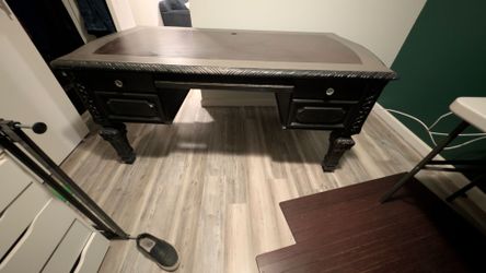 Office desk