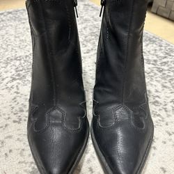 Black Short Boot