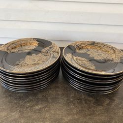 Holiday 08 Gilded Noel 10" Dinner Plates set of 18