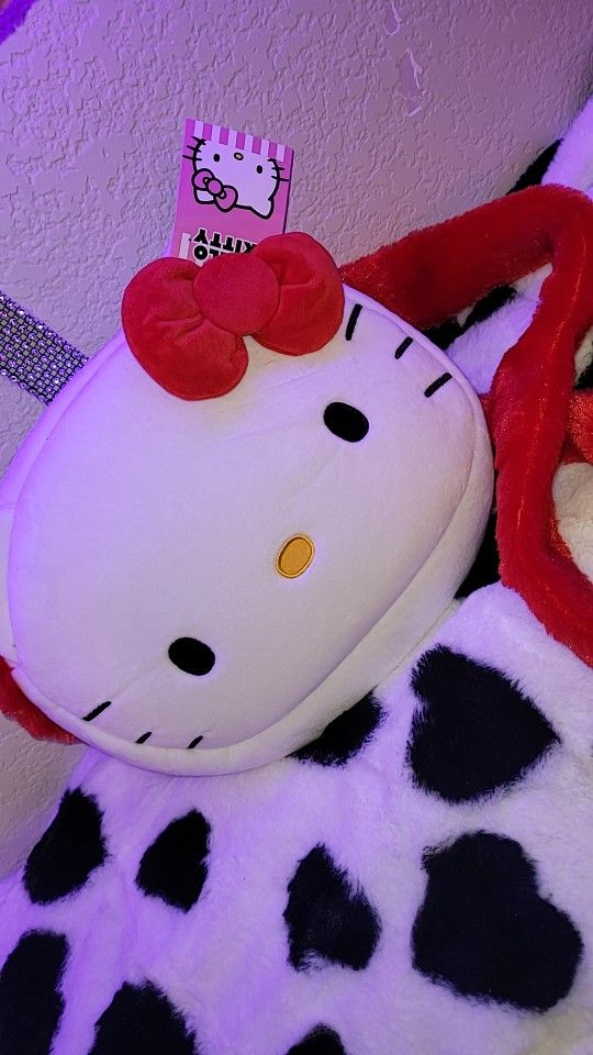 Hello Kitty Purse