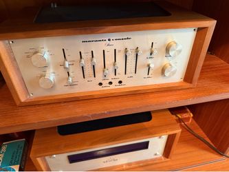 Marantz model 33 pre amplifier