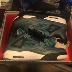 Jordan Retro 4 “Teal” Size 10