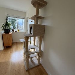 Cat Tower 