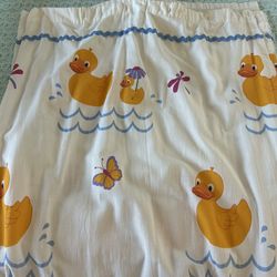 Duck themed shower curtain with rings