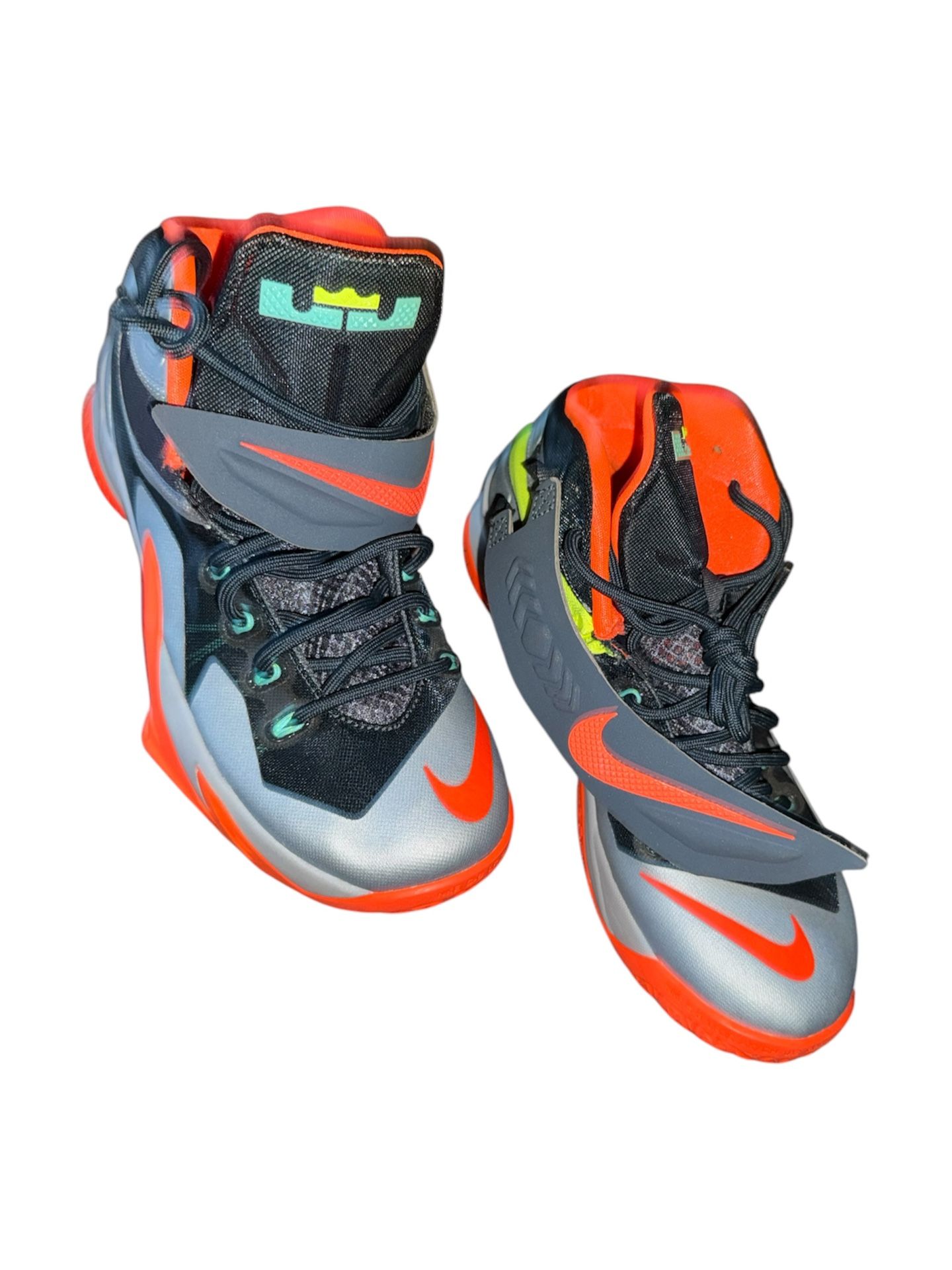 LeBron Soldier 8