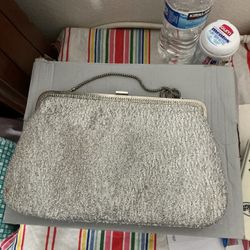 Silver women’s purse for occasions 