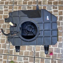 toyota sienna 2004-2010 rear subwoofer box