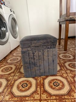 Cube seat