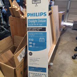 Philips 40w 48in t12 6400k Flouresent Light Bulb 