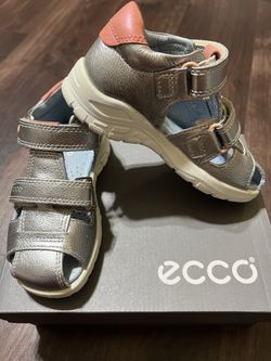 Ecco Peekaboo Sandals Silver Color Size 8 - 8,5