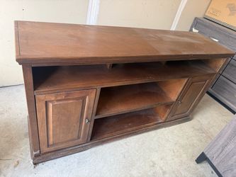 TV stand/ Vintage/antique-style wooden TV console.