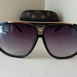 Louis Vuitton Evidence Gold Designer Sunglasses 