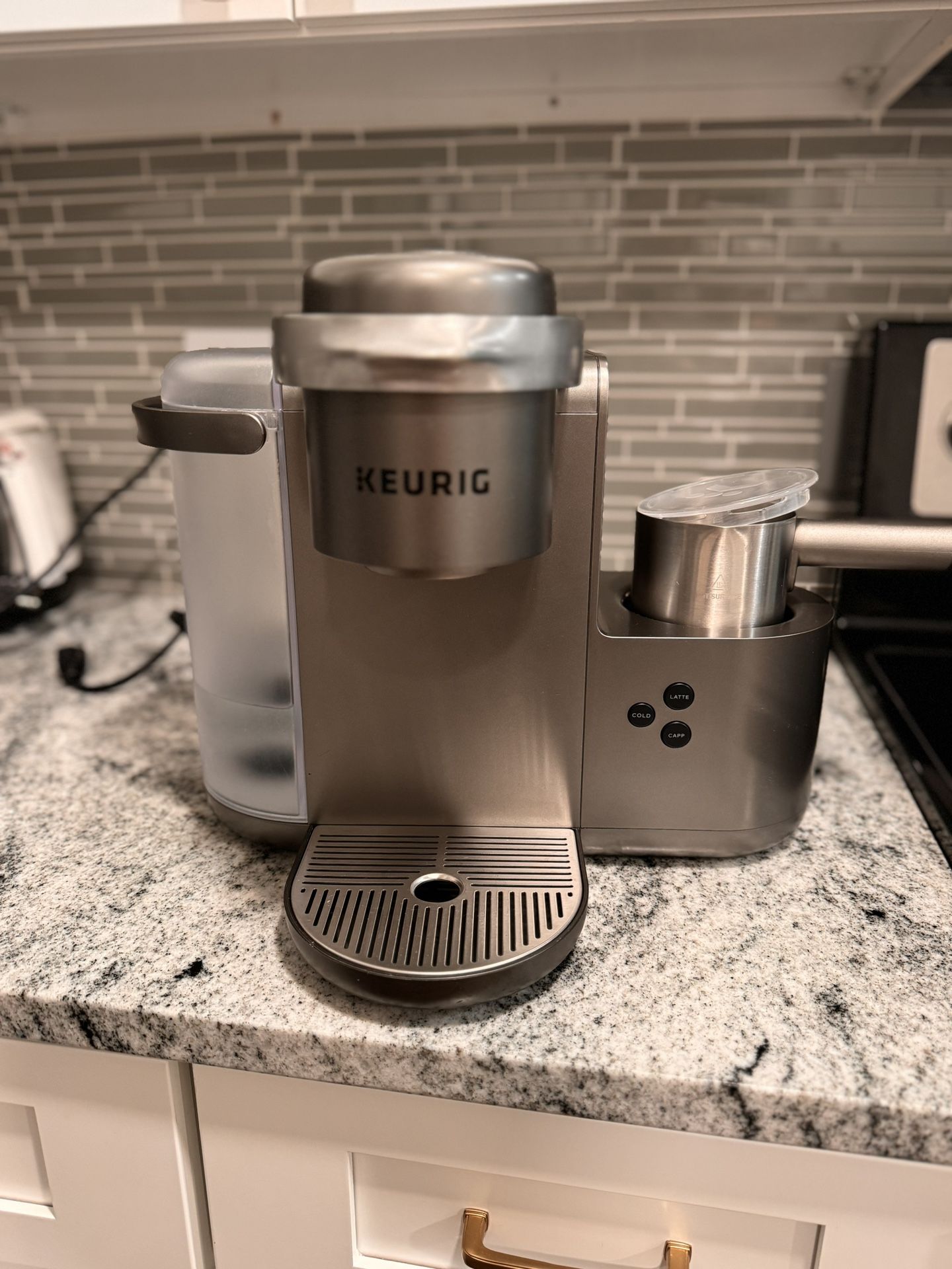 Keurig K-Cafe Special Edition Single-Serve K-Cup Pod Coffee, Latte and Cappuccino Maker 