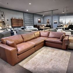 [EXCLUSIVE] Emilia 4-Piece Caramel Leather Sectional