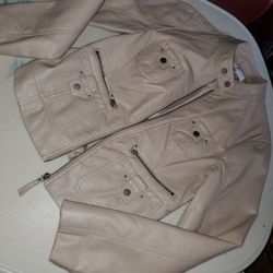 New York & company cream colored jacket/coat size medium