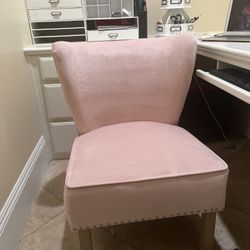 Accent Chair 