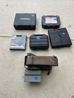 Husky tools 92 pieces $$50 husky sprayed gun Kit $50 and black&decker jigsaw $40 / and Ryobi 90 pieces drill bits $30 / and Husky tools not complete $