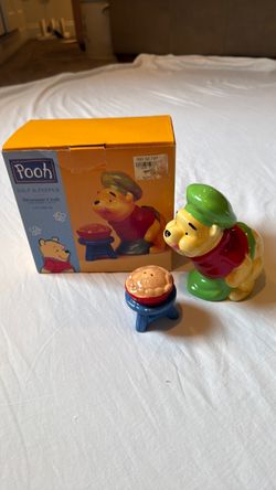 Winnie the Pooh Salt & Pepper Shaker Set