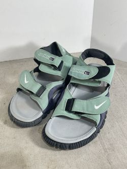 Nike ACG Air Sandals Strap Comfort Sporty Outdoor Water Resistant Woman's Size 9