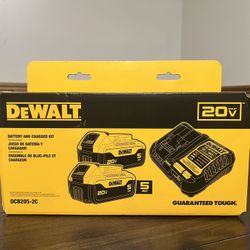 DEWALT (2) 5Ah battery (1) charger