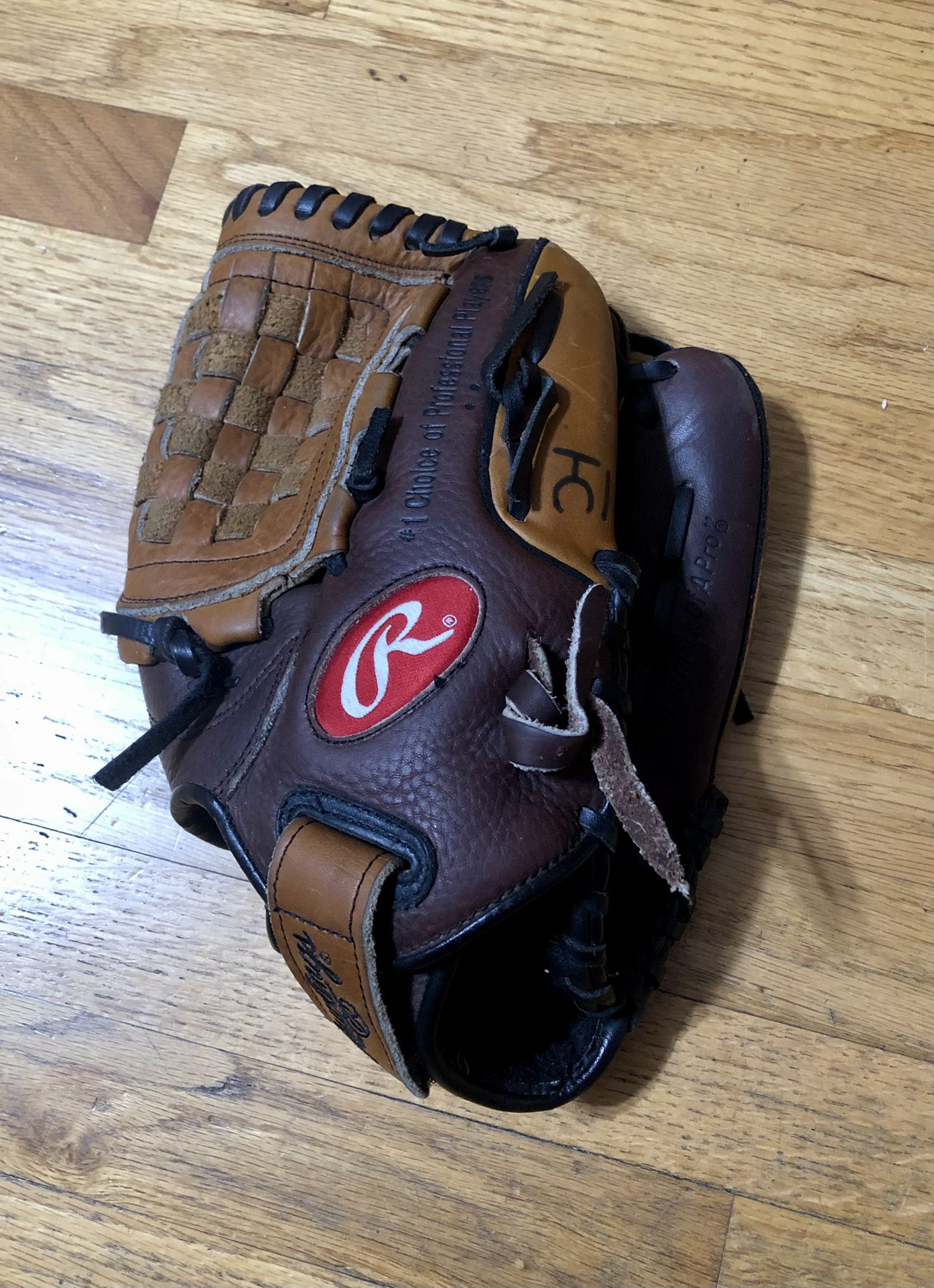 Rawlings 12 Inch Leather Glove 