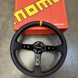 MOMO Style Steering Wheel New