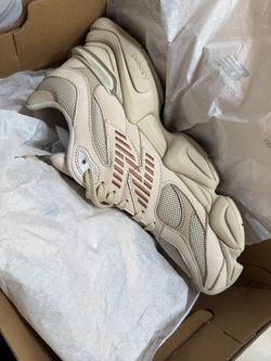 New Balance 9060 Cream Sneakers