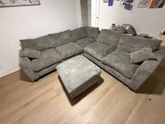 4pc Gray sofa  corduroy