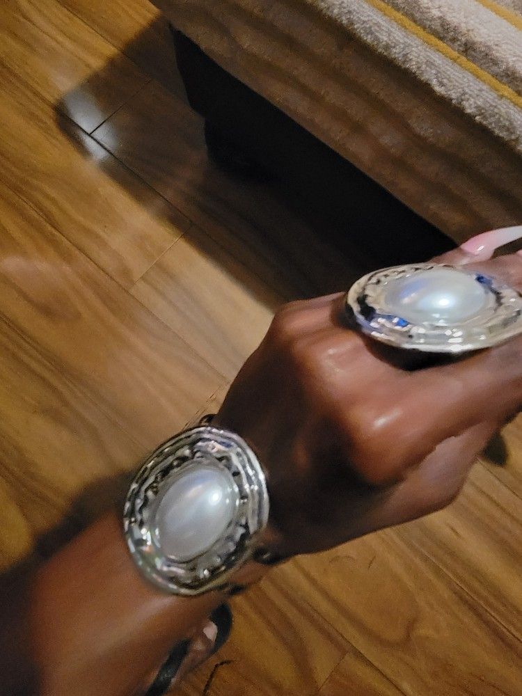Beautiful Bracelet Ring Set