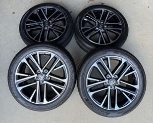Toyota OEM 18” Wheels & Tires – Clean Set – Ready to Install 🚗🔥