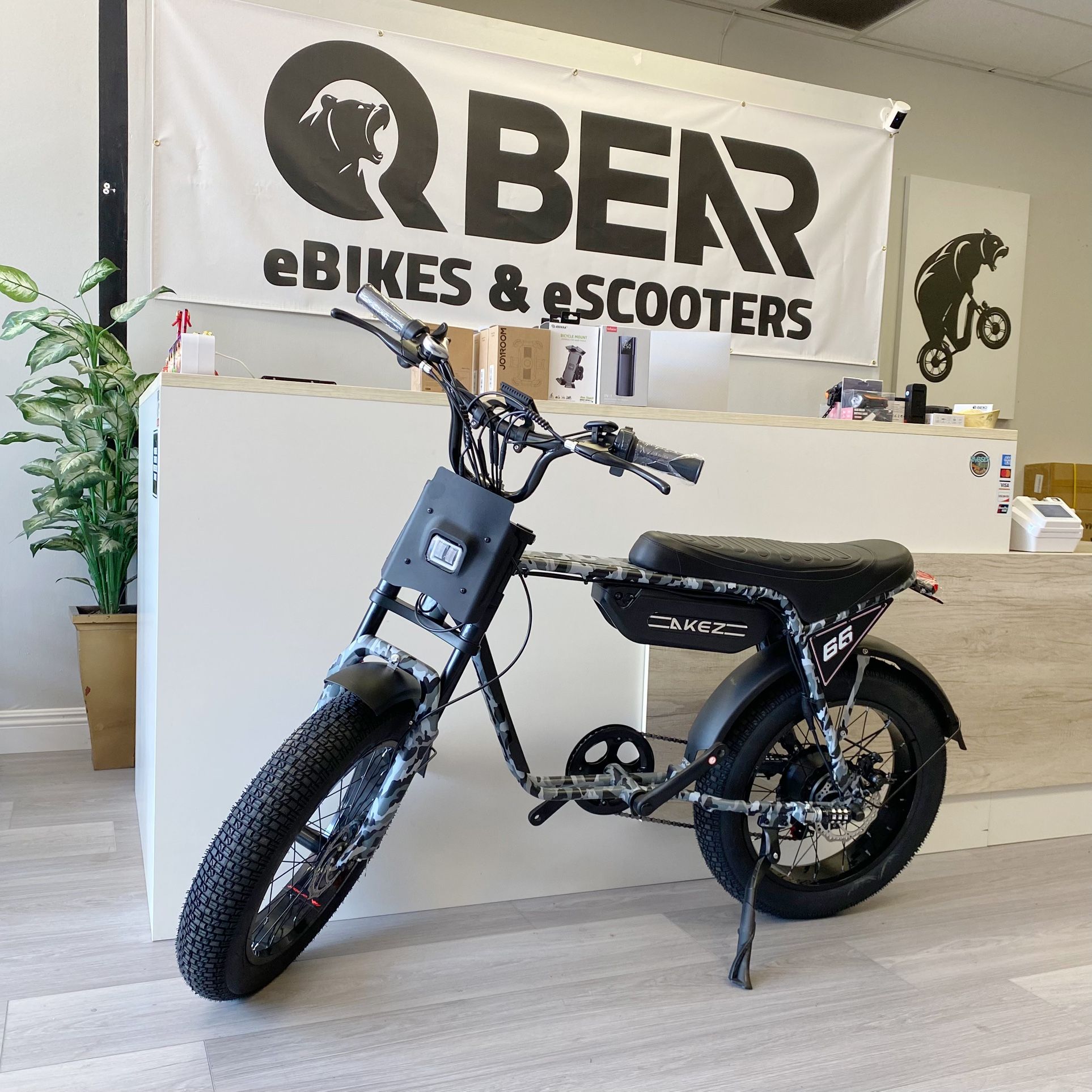 オフィスにの AKEZ ZX Moped Ebike Speed Up To 28mph @Riverside Ebike Store 92507